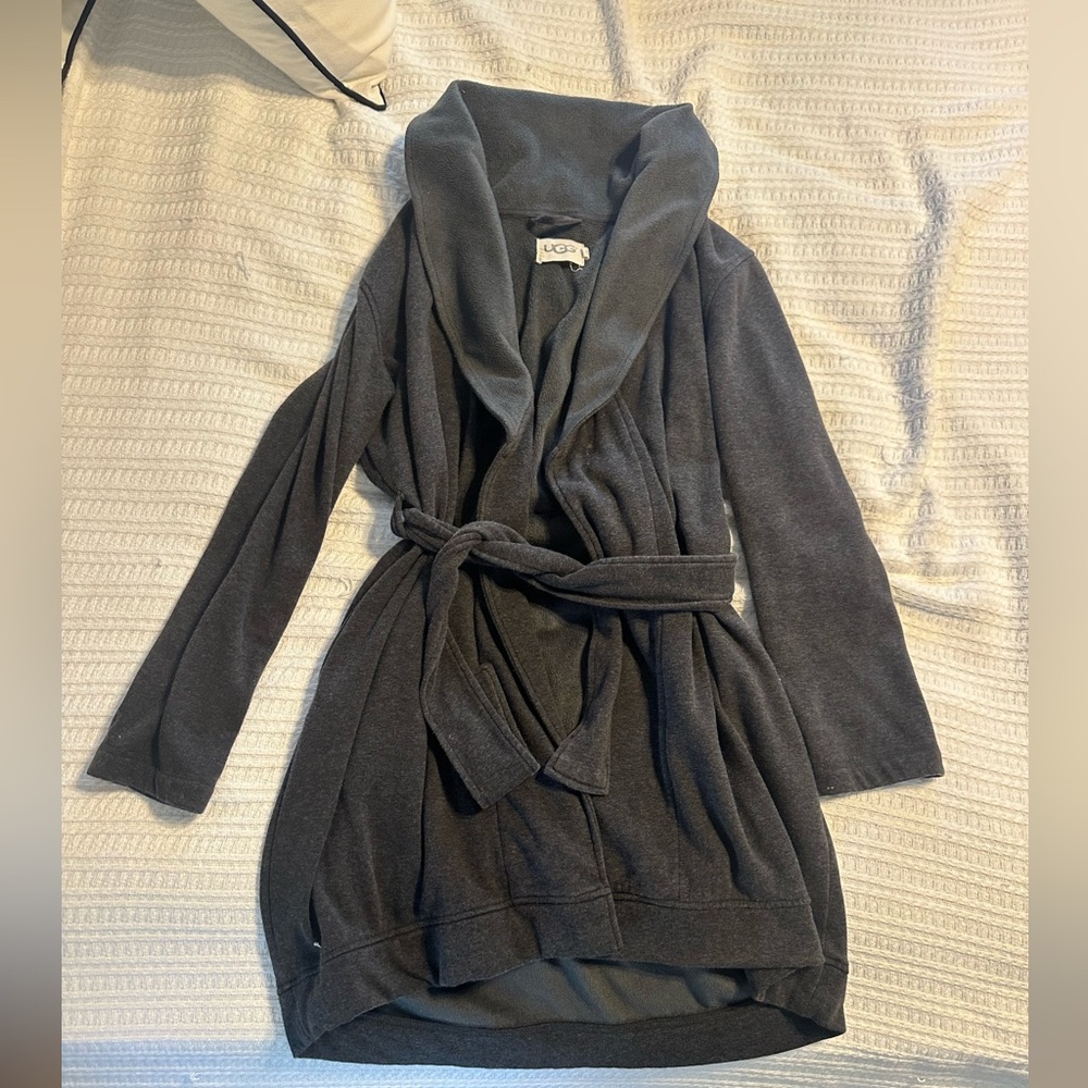 GUC women’s UGG robe
